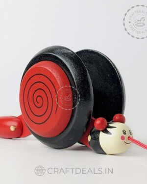 Pull Along Snail Toy Red