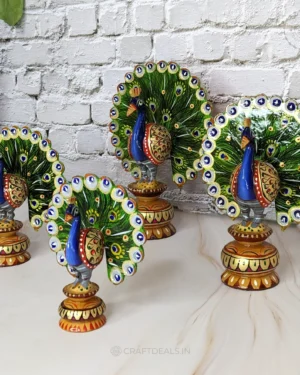Wooden Peacock Royal: Hand-Painted Premium Décor